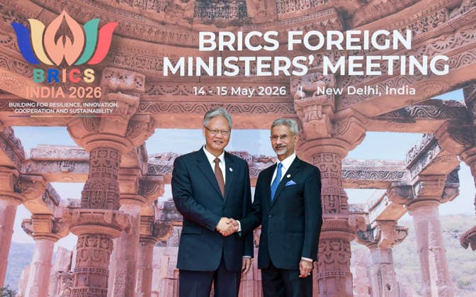External Affairs Minister S. Jaishankar welcomes Chinese Ambassador to India, Xu Feihong during the BRICS Foreign Ministers™ Meeting New Delhi, May 14 (ANI): External Affairs Minister S. Jaishankar welcomes Chinese Ambassador to India, Xu Feihong during the BRICS Foreign Ministers™ Meeting, at Bharat Mandapam, in New Delhi on Thursday. New Delhi Delhi India Copyright: xANIx ANI_20260514054