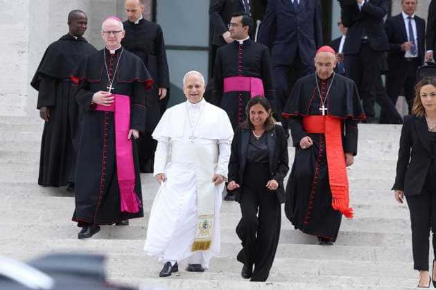 IPA84674288 - Rome - Italy, May 14, 2026: Institutional visit of His Holiness Pope Leo XIV to Sapienza University of Rome. The meeting with the Roman academic community represented a moment of discussion on the themes of education, research and the role of new generations in contemporary society.  Copyright: xmarcoxiacobuccix xmarcoxiacobuccix 84674288