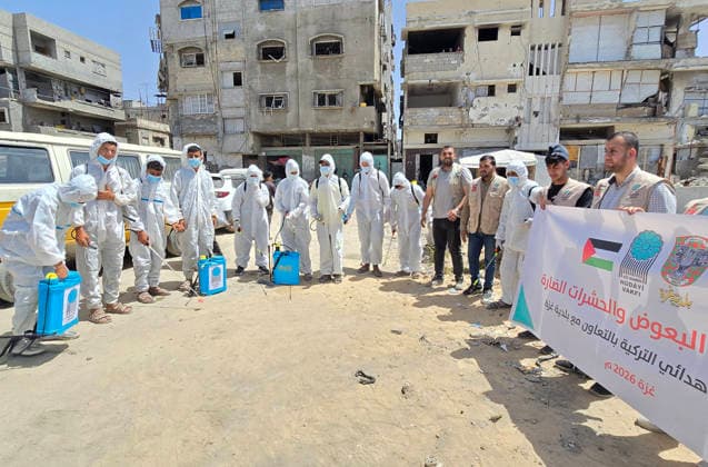 Gaza municipality launches insect control campaign in northern Gaza City Field crews from Gaza Municipality carry out pesticide spraying operations as part of a campaign to combat mosquitoes and harmful insects near Sheikh Radwan pond north of Gaza City on May 14, 2026. The campaign, implemented in cooperation with the Turkish Hudaei Foundation, is scheduled to continue for one week and aims to spray around 300 liters of pesticides in different areas amid deteriorating environmental and health conditions in the Gaza Strip. Photo by Mekael Bhar apaimages Gaza city Gaza Strip Palestinian Territory 140526_Gaza_MB_00(7) Copyright: xapaimagesxMekaelxBharx xapaimagesx