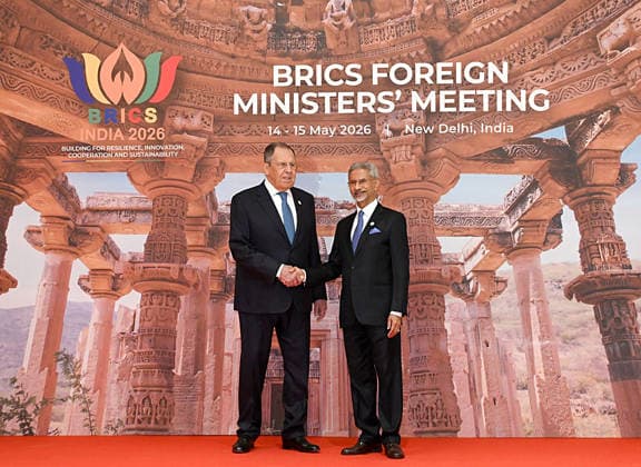 BRICS Foreign Ministers’ Meeting in New Delhi NEW DELHI, INDIA - MAY 14: (----EDITORIAL USE ONLY - MANDATORY CREDIT - ’PRESS INFORMATION BUREAU OF INDIA HANDOUT - NO MARKETING NO ADVERTISING CAMPAIGNS - DISTRIBUTED AS A SERVICE TO CLIENTS----) The Union Minister for External Affairs, Dr. Subrahmanyam Jaishankar meets with Russian FM, Mr. Sergey Lavrov during BRICS Foreign Ministers’ Meeting, 2026 at Bharat Mandapam, in New Delhi on May 14, 2026. Press Information Bureau (PIB) Anadolu New Delhi India. Editorial use only. Please get in touch for any other usage.  Copyright: x2026xAnadoluxPressxInformationxBureaux(PIB)x