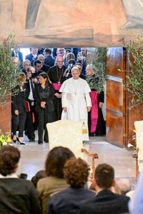 May 14, 2026, Rome, Rome, Italy: Pope Leo XIV with Rector Antonella Polimeni, during his visit to Sapienza University, Rome, 14 05 2025 Rome Italy  - ZUMAa289 20260514_zia_a289_053 Copyright: xMariaxLauraxAntonellix xAgfx