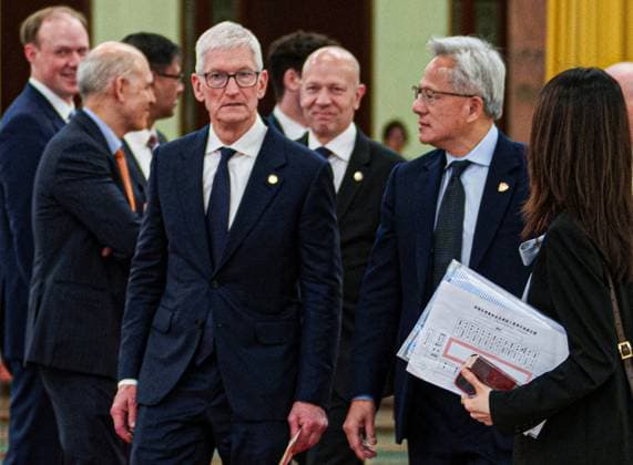 China US 9164666 14.05.2026 Apple CEO Tim Cook (left) and Nvidia founder Jensen Huang arrive at the Great Hall of the People for a meeting with Chinese Premier Li Qiang in Beijing, China. Representatives of American companies accompany US President Donald Trump on his state visit to China. Anna Ratkoglo Sputnik Beijing China  Copyright: xAnnaxRatkoglox