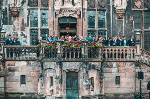 Germany, Aachen Presentation of the International Charlemagne Prize 2026 to Mario Draghi, Mario Draghi, former President of the European Central Bank ECB, Italian Prime Minister a D , City Hall, Balcony, Greetings Michael Ziemons CD Copyright: xThiemoxRudolphx