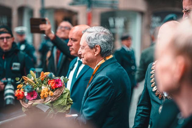Germany, Aachen Presentation of the International Charlemagne Prize 2026 to Mario Draghi, Mario Draghi, former President of the European Central Bank ECB, former Italian Prime Minister, flowers, fans, spectators Copyright: xThiemoxRudolphx
