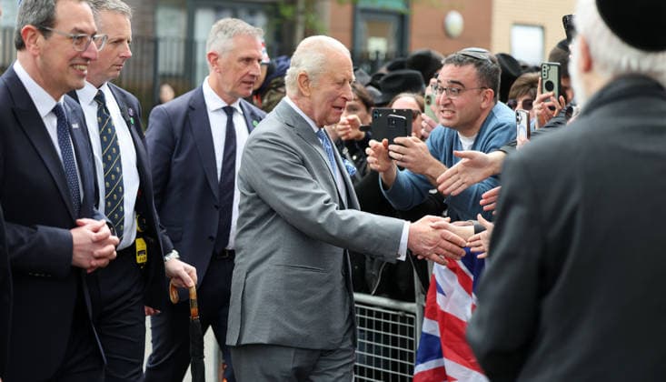 . 14 05 2026. London, United Kingdom. King Charles III during a visit to Golders Green in North London , following the attack on Jewish residents.  xPoolx xi-Imagesx IIM-26773-0012