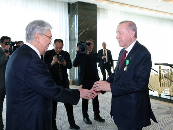 Closing Session of the Turkiye-Kazakhstan Business Forum ASTANA, KAZAKHSTAN - MAY 14: (----EDITORIAL USE ONLY - MANDATORY CREDIT - TURKISH PRESIDENCY MURAT CETINMUHURDAR HANDOUT - NO MARKETING NO ADVERTISING CAMPAIGNS - DISTRIBUTED AS A SERVICE TO CLIENTS----) Turkish President Recep Tayyip Erdogan (R) and Kazakh President Kassym-Jomart Tokayev (L) attend the Closing Session of the Turkiye-Kazakhstan Business Forum in Astana, Kazakhstan on May 14, 2026. Turkish Presidency Murat Cetinmuhurdar Handout Anadolu Astana Kazakhstan. Editorial use only. Please get in touch for any other usage.  Copyright: x2026xAnadoluxTurkishxPresidency xMuratxCetinmuhurdarx xHandoutx