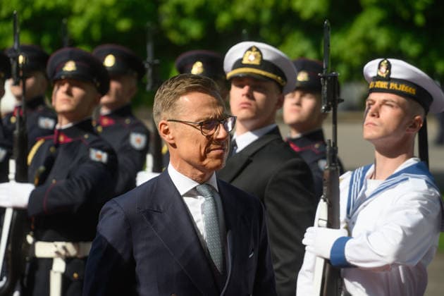 May 14, 2026, Vilnius, Lithuania: Lithuanian President Gitanas Nauseda (not in view) and President of Finland Alexander Stubb inspect the honor guard during a welcome ceremony at the Presidential Palace. President of Finland arrived in Lithuania on May 14 for a two-day state visit. In Vilnius, he met with Lithuanian President Gitanas Nauseda, after which the two leaders addressed the media at a press conference. Vilnius Lithuania  - ZUMAs197 20260514_aaa_s197_065 Copyright: xYauhenxYerchakx