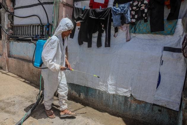 Gaza Launches Mosquito Control Campaign Gaza Municipality Launches Mosquito Control Campaign at Sheikh Radwan Pond, in Gaza, Palestine on May 14, 2026. Photo by Ramez Habboub ABACAPRESS.COM Gaza city Palestine  Copyright: xHabboubxRamez ABACAx