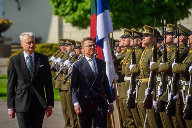 May 14, 2026, Vilnius, Lithuania: Lithuanian President Gitanas Nauseda and President of Finland Alexander Stubb inspect the honor guard during a welcome ceremony at the Presidential Palace. President of Finland arrived in Lithuania on May 14 for a two-day state visit. In Vilnius, he met with Lithuanian President Gitanas Nauseda, after which the two leaders addressed the media at a press conference. Vilnius Lithuania - ZUMAs197 20260514_aaa_s197_066 Copyright: xYauhenxYerchakx