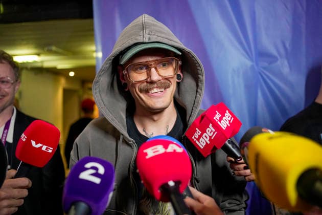 Eurovision 2026 Vienna, Austria 20260514 Jonas Love meets the Norwegian press a few hours before he goes on stage as Norways representative in the second semi-final of this years Eurovision Song Contest Photo Terje Bendiksby NTB Vienna, Austria lsYjKK9BC3Q EDITORIAL USE ONLY Ref ENTlsYjKK9BC3Q jpg  Copyright: xTerjexBendiksbyx xNTBx