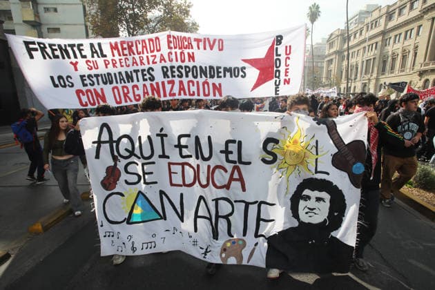 Santiago, May 14, 2026 Student organizations call for a new day of demonstrations in Plaza Baquedano Jonnathan Oyarzun Aton Chile, Santiago Chile Aton 1155554  Copyright: JONNATHANxOYARZUN ATONxCHILE