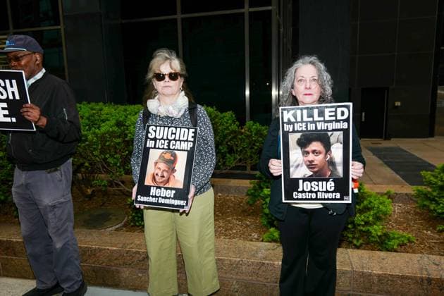 Silent Vigil for People Captured or Killed by ICE New York, NY- May 14: Activist Host a Silent Vigil for people Abducted and Killed by I.C.E in front of 26 Federal Plaza in Manhattan New York on May 14, 2026 Credit: Camara Porter AdMedia EDITORIAL USE ONLY  Copyright: xx CamaraxPorterx admphotostwo989220