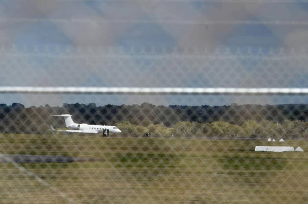 HANTAVIRUS ARRIVALS PERTH, A charter plane carrying Australian travellers who spent time on the hantavirus-infected cruise ship MV Hondius arrives at RAAF Base Pearce in Perth, Friday, May 15, 2026. To prevent the spread of the deadly Hantavirus, four citizens and a permanent resident returning from a plagued cruise will be placed in an official isolation centre. ( NO ARCHIVING PERTH WESTERN AUSTRALIA AUSTRALIA  Copyright: xAARONxBUNCHx 20260515198374541889