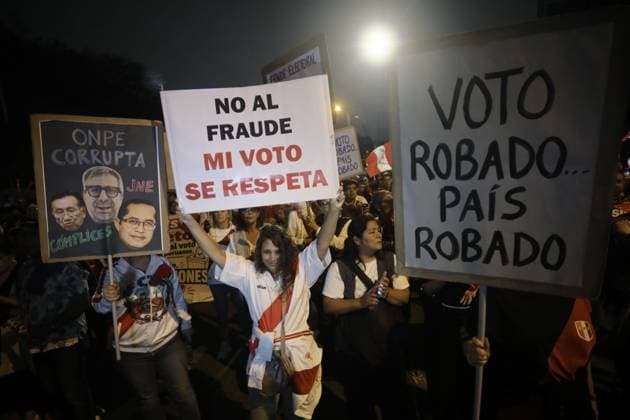 Rafael Lopez Aliaga supporters rally in Lima after Peru runoff results LIMA, PERU - MAY 16: Thousands of supporters march alongside right-wing politician Rafael Lopez Aliaga during a demonstration in Lima, Peru on May 16, 2026. The protest was held after official election results confirmed Keiko Fujimori and left-wing candidate Roberto Sanchez in the presidential runoff, while Lopez Aliaga raised concerns over the electoral process and the role of election authorities. Klebher Vasquez Anadolu Lima Peru. Editorial use only. Please get in touch for any other usage.  Copyright: x2026xAnadoluxKlebherxVasquezx
