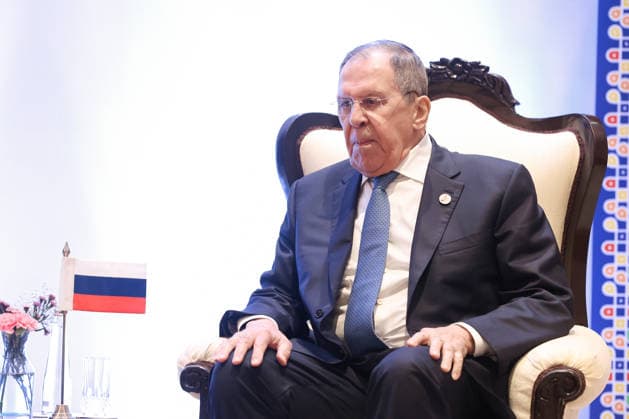 Sergey Lavrov-Sihasak Phuangketkeow meeting in New Delhi NEW DELHI, INDIA - MAY 15: (----EDITORIAL USE ONLY - MANDATORY CREDIT - RUSSIAN FOREIGN MINISTRY HANDOUT - NO MARKETING NO ADVERTISING CAMPAIGNS - DISTRIBUTED AS A SERVICE TO CLIENTS----) Russian Foreign Minister Sergey Lavrov meets with Thailand s Foreign Minister Sihasak Phuangketkeow during the BRICS foreign ministers meeting in New Delhi, India, on May 15, 2026. Russian Foreign Ministry Anadolu New Delhi India. Editorial use only. Please get in touch for any other usage.  Copyright: x2026xAnadoluxRussianxForeignxMinistryx