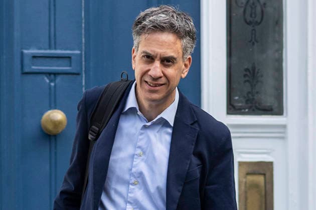 May 15, 2026, London, London, UK: London, UK. Energy Secretary, Ed Miliband, leaves his London house. Wes Streeting resigning as Health Secretary from the Prime MinisterÃ¢â‚¬â ¢s cabinet could trigger a Labour leadership contest and potentially destabilise the government. Ed Miliband could be among those trying to replace him as Labour leader. London UK  - ZUMAl94_ 20260515_zaf_l94_003 Copyright: xMarcinxNowakx
