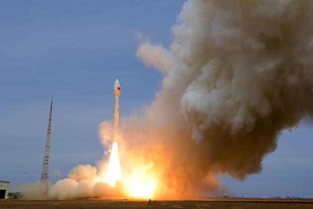 (260515) -- JIUQUAN, May 15, 2026 -- A Lijian-1 Y13 carrier rocket with five satellites onboard blasts off from the Dongfeng commercial space innovation pilot zone in northwest China, May 15, 2026. The rocket blasted off at 12:33 p.m. (Beijing Time) and successfully transported the satellites to their planned orbits. (Photo by Wang Jiangbo Xinhua) (EyesOnSci) CHINA-SATELLITES-LAUNCH (CN) LiuxFang 