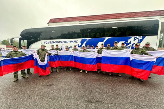 BELARUS - MAY 15, 2026: Russian servicemen return from Ukrainian captivity Belarus  - ZUMAt113 20260515_zaa_t113_025 Copyright: xRuptlyx