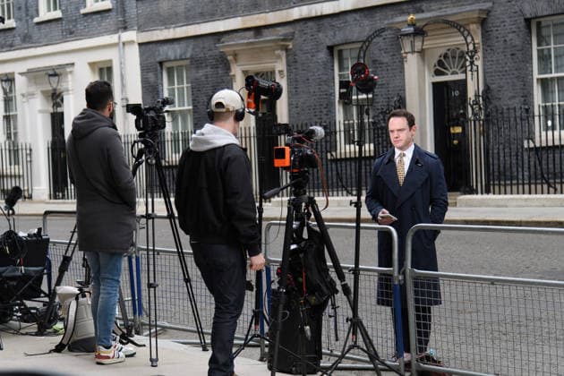 Media in Downing Street, London, UK - Friday 15 May 2026 A general view of Media seen in Downing Street, London, England, UK on Friday 15 May, 2026 after Health Secretary announced his resignation yesterday leading to a pending leadership contest for British Prime Minister Sir Keir Starmer., Credit:Justin Ng Avalon UK, England, London, Downing Street  Copyright: xJustinxNgx xAvalonx 1099131043