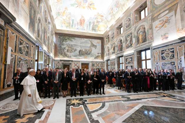 ITALY - POPE LEO XIV RECEIVES IN PRIVATA AUDIENCE PRATICIPANTS IN THE INTERPARLIAMENTARY CONFERENCE IN COMBATING ORGANIZED CRIME IN THE OSCE REGION AT THE VATICAN - 2026 5 15 Italy, Rome, 2026 5 15 .Pope Leo XIV receives in a private audience participants in the Interparliamentary Conference on Combating Organized Crime in the OSCE Region at the Vatican EDITORIAL USE ONLY - NO BOOKS Copyright: xVATICANxMEDIAx