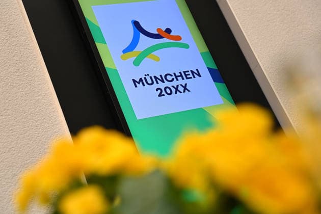 Logo Muenchen 20XX Dr. Soeder, Kirchner and Krause accept memorandum from the Bavarian economy on 15 May 2026 in Munich The economy stands resolutely and enthusiastically behind Munichs bid for the Olympic and Paralympic Games