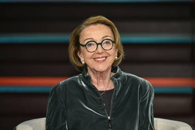 Eva Umlauf psychotherapist 05 26 her Eva Umlauf on May 14, 2026 in Markus Lanz , ZDF recording from May 4, 2026 TV television talk show talk show Germany German woman Slovakian German pediatrician doctor concentration camp survivor German Slovakian female physician doctor psychotherapist cross portrait smiling