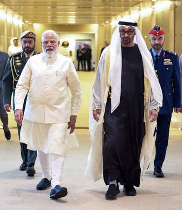 RECORD DATE NOT STATED UAE President Sheikh Mohamed bin Zayed Al Nahyan welcomes PM Modi Abu Dhabi UAE , May 15 (ANI): UAE President Sheikh Mohamed bin Zayed Al Nahyan accords a warm welcome to Prime Minister Narendra Modi, in Abu Dhabi on Friday. (@narendramodi ANI Photo) Abu Dhabi UAE Copyright: xANIx ANI_20260515175