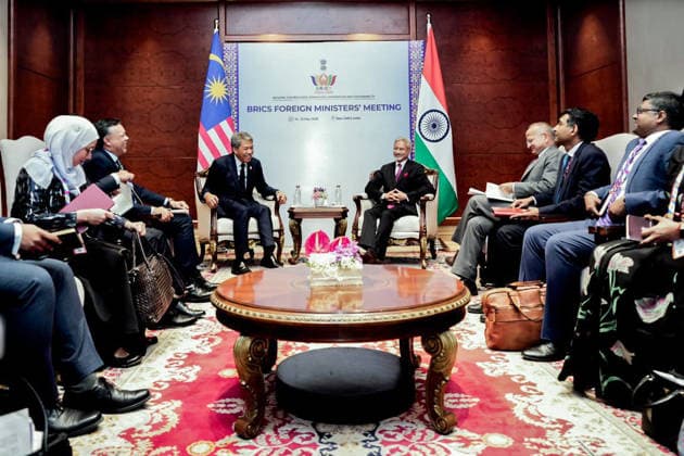 RECORD DATE NOT STATED EAM S. Jaishankar & Malaysian Foreign Minister Mohamad Hasan hold bilateral talks New Delhi, May 15 (ANI): External Affairs Minister S. Jaishankar meets Malaysian Foreign Minister Mohamad Hasan on the sidelines of the BRICS Foreign Ministers Meeting, in New Delhi on Friday. (@DrSJaishankar ANI Photo) New Delhi Delhi India Copyright: xANIx ANI_20260515182