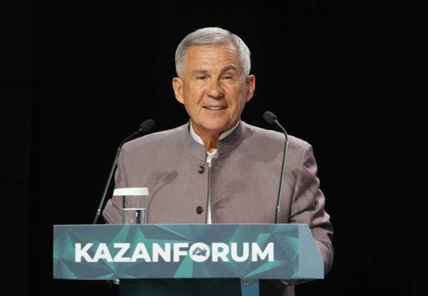 KAZANFORUM 2026. Plenary session 9166192 15.05.2026 The 17th International Economic Forum Russia-Islamic World: KAZANFORUM 2026. Plenary session. From Points on The Map to Points of Growth: Combining Technological and Financial Initiatives. Rustam Minnikhanov, Head of the Republic of Tatarstan, Chairman of the Strategic Vision Group Russia-Islamic World. Alexander Vilf Sputnik Crediting the source in the following order photographer s name RIA Novosti is mandatory when using the photo Kazan Republic of Tatarstan Russia  Copyright: xAlexanderxVilfx