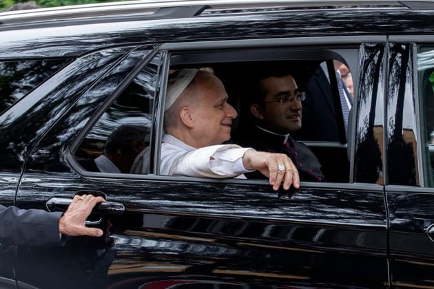 Pope Leo XIV visits Sapienza University in Roma, Italy - 14 May 2026 Pope Leo XIV leaves at the end of his visit to Sapienza University, Rome s first university. Rome Italy Copyright: xMariaxGraziaxPicciarellax xSOPAxImagesx MGPICCIARELLA_1200