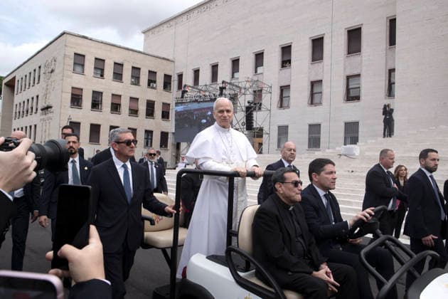 May 14, 2026, Rome, Italy: Pope Leo XIV seen arriving for his visit to Sapienza University, the first university in Rome. Rome Italy - ZUMAs197 20260514_aaa_s197_976 Copyright: xMariaxGraziaxPicciarellax