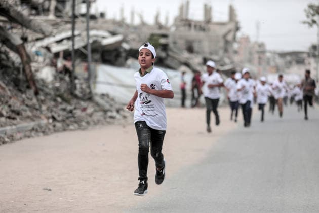 Marathon For Palestinian Orphaned Children On The 78th Anniversary Of The Nakba Palestinian children participate in a marathon marking the 78th anniversary of the Nakba in Gaza City, on May 15, 2026. Gaza Palestine  Copyright: xMajdixFathix originalFilename: fathi-notitle260515_np2E0.jpg