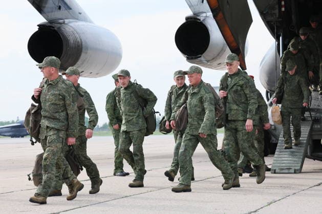 RUSSIA - MAY 15, 2026: Russian servicemen return home after being released from Ukrainian captivity. Sergei Savostyanov TASS  92517422