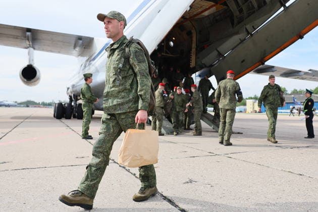 RUSSIA - MAY 15, 2026: Russian servicemen return home after being released from Ukrainian captivity. Sergei Savostyanov TASS  92517436