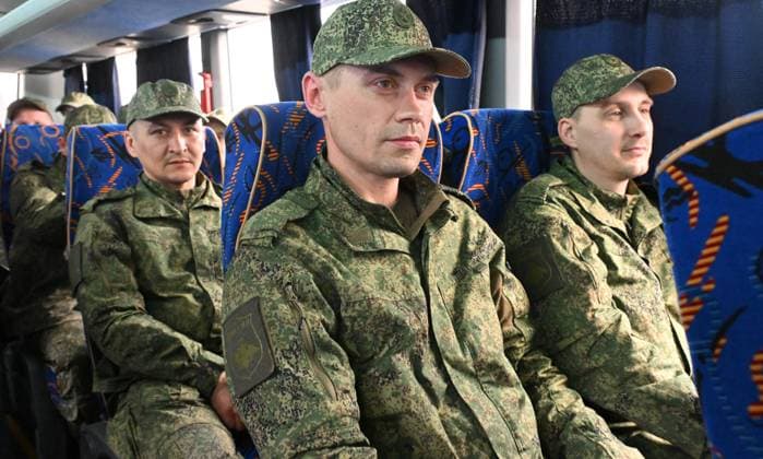 Russia Ukraine Military Operation POWs Exchange 9166406 15.05.2026 Russian prisoners of war, released from Ukrainian captivity amid Russia™s military operation in Ukraine, disembark from a plane upon arrival at an airfield in Moscow region, Russia. Russia and â Ukraine swapped 205 prisoners of war each on May 15, part of an agreement linked to a three-day ceasefire earlier this month brokered by ‹U.S. â President Donald Trump. Ilya Pitalev Sputnik Moscow region Russia  Copyright: xIlyaxPitalevx