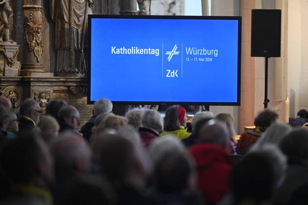 Central ecumenical service in St Kilians Cathedral at the Katholikentag in Wuerzburg Photo from 15 05 2026 Tens of thousands of participants are expected to attend a total of 900 events until Sunday at the 104th German Katholiken Copyright: epd-bild DanielxPeter DSC_2535.jpeg