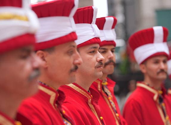 Turkish flag raised in New York with ceremony NEW YORK, UNITED STATES - MAY 15: A flag-raising ceremony is held at Bowling Green Park on Wall Street ahead of the 43rd Turkish Day Parade, organized under the coordination of the Federation of Turkish American Associations (TADF) with the support of the Turkish Presidency’s Directorate of Communications in New York, United States on May 15, 2026. During the ceremony, where the Mehter Band of the Turkish Ministry of National Defense performed, the Turkish and American flags were raised accompanied by the national anthems. Selcuk Acar Anadolu New York United States. Editorial use only. Please get in touch for any other usage.  Copyright: x2026xAnadoluxSelcukxAcarx
