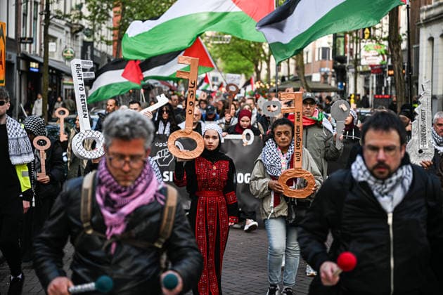 Nakba Day commemoration held in Rotterdam ROTTERDAM, NETHERLANDS - MAY 15: Large crowds march through the streets of Rotterdam during a demonstration marking Nakba Day on May 15, 2026 in Rotterdam, the Netherlands. The march begins at Schouwburgplein before moving through the city center in a silent procession. Mouneb Taim Anadolu Rotterdam Netherlands. Editorial use only. Please get in touch for any other usage.  Copyright: x2026xAnadoluxMounebxTaimx