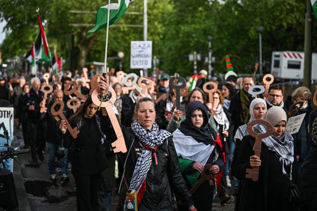 Nakba Day commemoration held in Rotterdam ROTTERDAM, NETHERLANDS - MAY 15: Large crowds march through the streets of Rotterdam during a demonstration marking Nakba Day on May 15, 2026 in Rotterdam, the Netherlands. The march begins at Schouwburgplein before moving through the city center in a silent procession. Mouneb Taim Anadolu Rotterdam Netherlands. Editorial use only. Please get in touch for any other usage.  Copyright: x2026xAnadoluxMounebxTaimx