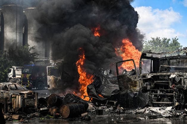 Russian troops strike fuel truck fleet in Zaporizhzhia Tank trucks used by a private company to supply petrol station chains are damaged in Zaporizhzhia, Ukraine, on May 15, 2026. A drone strike impacts an industrial facility, damaging a fuel cistern and causing tank trucks to catch fire. One civilian employee, a driver, is killed, and three other company employees sustain serious injuries in the explosion. Zaporizhzhia Ukraine  Copyright: xDmytroxSmolienkox originalFilename: ukrinform-russiant260515_np63o.jpg
