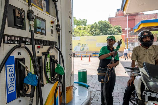 India raises fuel prices amid global energy crisis NEW DELHI, INDIA - MAY 16: A petrol pump attendant fills fuel in a bike at a petrol station in New Delhi, India on May 16, 2026. Oil marketing companies increased fuel prices by Rs 3 per litre, taking petrol prices in the national capital to Rs 97.77 per litre and diesel prices to Rs 90.67 per litre amid the ongoing global energy crisis and supply disruptions in the Strait of Hormuz. Amarjeet Kumar Singh Anadolu New Delhi India. Editorial use only. Please get in touch for any other usage.  Copyright: x2026xAnadoluxAmarjeetxKumarxSinghx