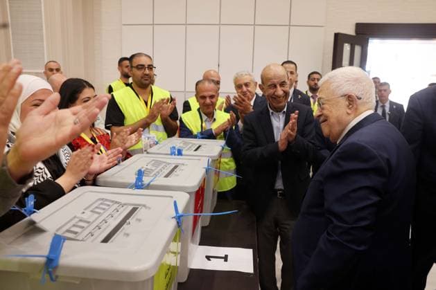 Mahmoud Abbas casts vote in eighth Fatah conference in Ramallah Palestinian President Mahmoud Abbas casts his vote during the eighth conference of the Fatah Movement in Ramallah, in the occupied West Bank, on May 16, 2026. Photo by Thaer Ganaim apaimages Ramallah West Bank Palestinian Territory 160526_Ramallah_PPO_00(6) Copyright: xapaimagesxThaerxGanaimx xapaimagesx