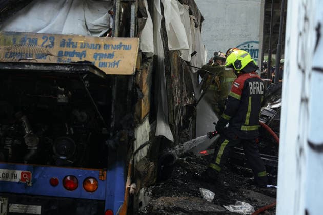 May 16, 2026, Bangkok, Bangkok, Thailand: A train collided with a bus stranded on railway tracks, triggering a fire that engulfed the vehicle, leaving multiple people injured and dead in Bangkok, Thailand, May 16, 2026. Bangkok Thailand - ZUMAp219 20260516_zip_p219_007 Copyright: xNattaphonxPhanphongsanonx