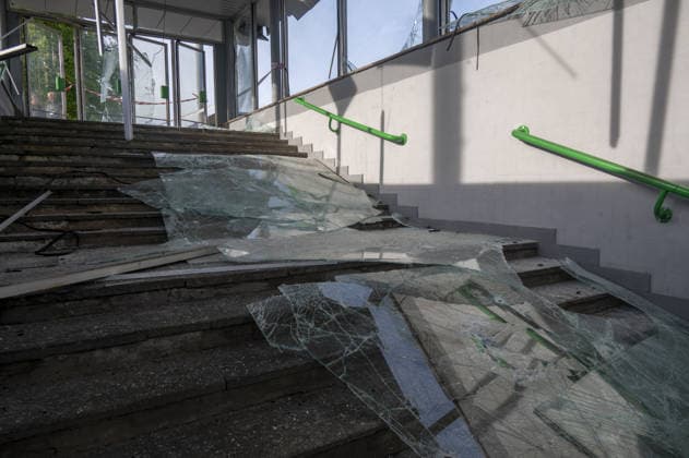 Aftermath of a Russian UAV strike on Kharkiv KHARKIV, UKRAINE - MAY 16: A view of the damage in the area after a Russian UAV strike on a avenue in central Kharkiv, Ukraine on May 16, 2026. The drone struck the road. Three subway exits, three public transportation stops, the trolleybus overhead wire system, and a trolleybus near a stop were damaged. One person was injured. Explosive ordnance disposal experts are on the scene, and municipal workers are clearing up the aftermath of the explosion. Serhii Masin Anadolu Kharkiv Ukraine. Editorial use only. Please get in touch for any other usage.  Copyright: x2026xAnadoluxSerhiixMasinx