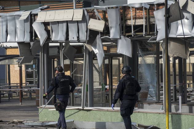 Aftermath of a Russian UAV strike on Kharkiv KHARKIV, UKRAINE - MAY 16: A view of the damage in the area after a Russian UAV strike on a avenue in central Kharkiv, Ukraine on May 16, 2026. The drone struck the road. Three subway exits, three public transportation stops, the trolleybus overhead wire system, and a trolleybus near a stop were damaged. One person was injured. Explosive ordnance disposal experts are on the scene, and municipal workers are clearing up the aftermath of the explosion. Serhii Masin Anadolu Kharkiv Ukraine. Editorial use only. Please get in touch for any other usage.  Copyright: x2026xAnadoluxSerhiixMasinx