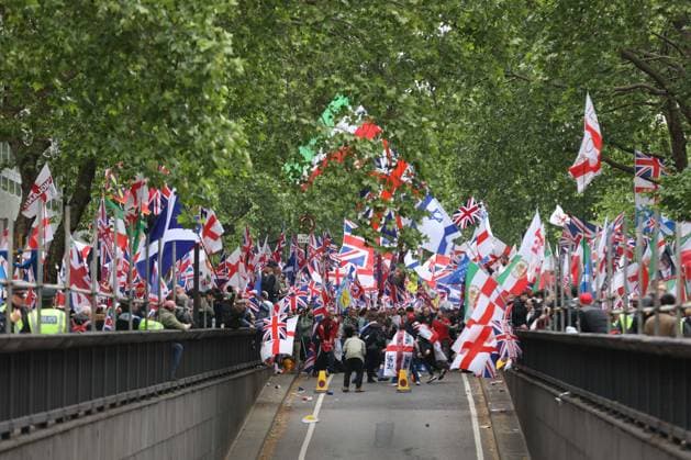 Unite the Kingdom march in London LONDON, UNITED KINGDOM - MAY 16: Demonstrators gather around Kingsway to march during Unite the Kingdom organized at the call of far-right activist Tommy Robinson in London, United Kingdom on May 16, 2026. The police forces have taken extensive security measures along the march route. Zeynep Demir Anadolu London United Kingdom. Editorial use only. Please get in touch for any other usage.  Copyright: x2026xAnadoluxZeynepxDemirx