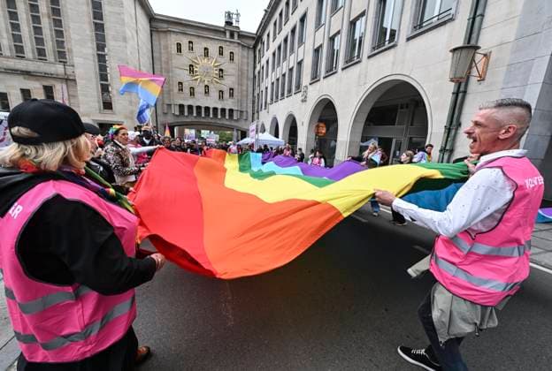 Brussels Pride Celebrates 30 Years BRUSSELS, BELGIUM - MAY 16: The Pride march walks through the streets of the capital.This year marks the 30th anniversary of Pride in Brussels. Thirty years of struggle, pride and visibility for the LGBTQIA+ community. The theme chosen for 2026 reflects the challenges of a world in turmoil: When Times Get Darker, We Shine Brighter. A powerful and unifying message, more necessary than ever in a troubled international context where the rights of the LGBTQIA+ community are under constant threat.on May 16, 2026 in Brussels, Belgium, 16 05 2026 Brussels Belgium  Copyright: xBertxVanxDenxBrouckex