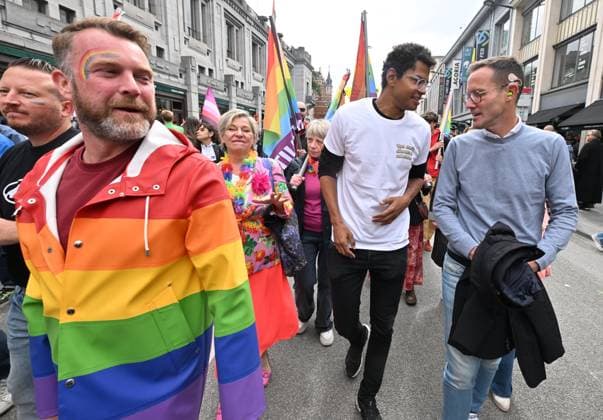 Brussels Pride Celebrates 30 Years BRUSSELS, BELGIUM - MAY 16: The political party Vooruit represents it s selve with Rob Beenders (Vooruit) Minister of Consumer Affairs, Social Fraud and Equal Opportunities amongst others. The Pride march walks through the streets of the capital.This year marks the 30th anniversary of Pride in Brussels. Thirty years of struggle, pride and visibility for the LGBTQIA+ community. The theme chosen for 2026 reflects the challenges of a world in turmoil: When Times Get Darker, We Shine Brighter. A powerful and unifying message, more necessary than ever in a troubled international context where the rights of the LGBTQIA+ community are under constant threat.on May 16, 2026 in Brussels, Belgium, 16 05 2026 Brusse  Copyright: xBertxVanxDenxBrouckex