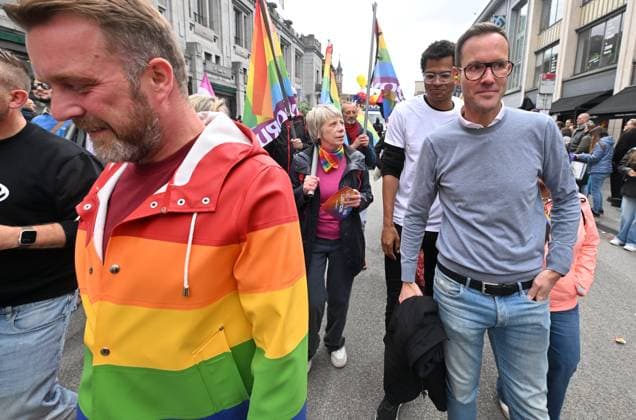 Brussels Pride Celebrates 30 Years BRUSSELS, BELGIUM - MAY 16: The political party Vooruit represents it s selve with Rob Beenders (Vooruit) Minister of Consumer Affairs, Social Fraud and Equal Opportunities amongst others. The Pride march walks through the streets of the capital.This year marks the 30th anniversary of Pride in Brussels. Thirty years of struggle, pride and visibility for the LGBTQIA+ community. The theme chosen for 2026 reflects the challenges of a world in turmoil: When Times Get Darker, We Shine Brighter. A powerful and unifying message, more necessary than ever in a troubled international context where the rights of the LGBTQIA+ community are under constant threat.on May 16, 2026 in Brussels, Belgium, 16 05 2026 Brusse  Copyright: xBertxVanxDenxBrouckex