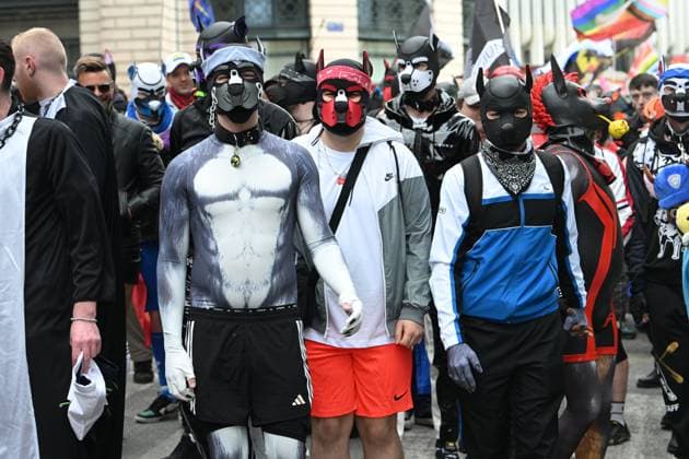 Brussels Pride Celebrates 30 Years BRUSSELS, BELGIUM - MAY 16: The Pride march walks through the streets of the capital.This year marks the 30th anniversary of Pride in Brussels. Thirty years of struggle, pride and visibility for the LGBTQIA+ community. The theme chosen for 2026 reflects the challenges of a world in turmoil: When Times Get Darker, We Shine Brighter. A powerful and unifying message, more necessary than ever in a troubled international context where the rights of the LGBTQIA+ community are under constant threat.on May 16, 2026 in Brussels, Belgium, 16 05 2026 Brussels Belgium  Copyright: xBertxVanxDenxBrouckex